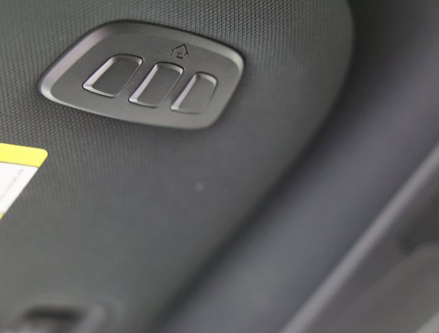 Used 2016 Ford F150 Platinum w/ Equipment Group 701A Luxury image 16