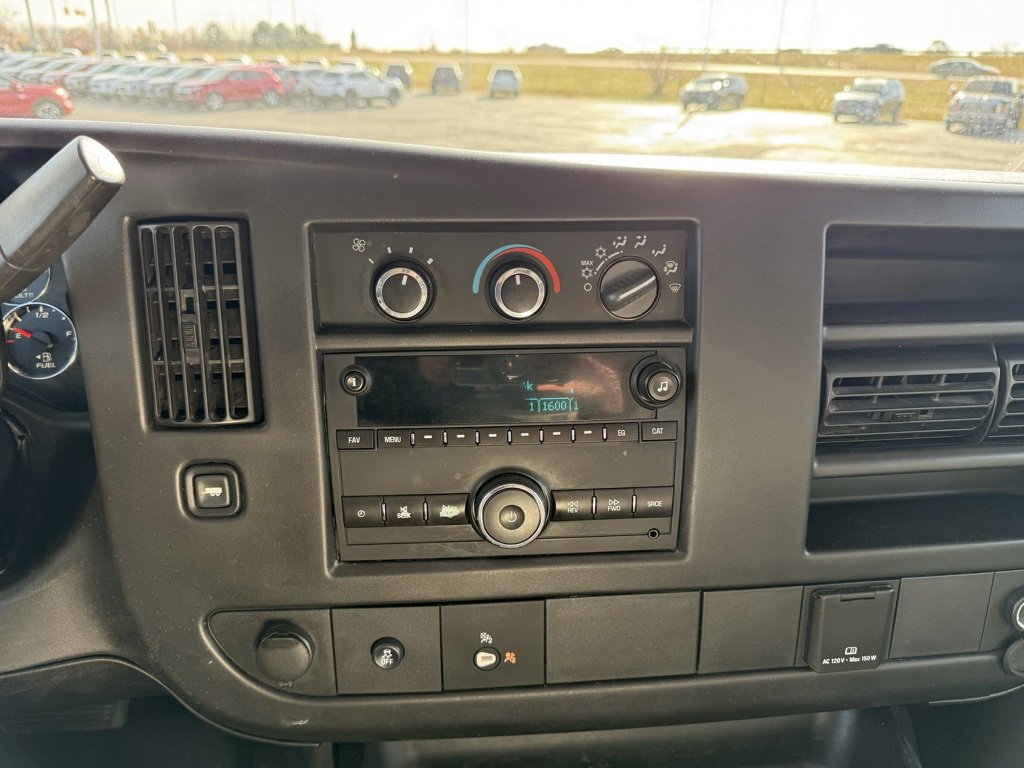 Used 2016 GMC Savana 2500 Extended image 4