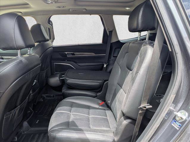 Used 2022 Kia Telluride SX w/ Nightfall Edition Package AWD/4WD image 12