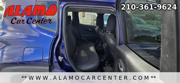 Used 2017 Jeep Renegade Altitude FWD image 21