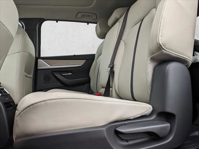 New 2025 MAZDA CX-70 Plug-In Hybrid w/ Premium Pkg image 16