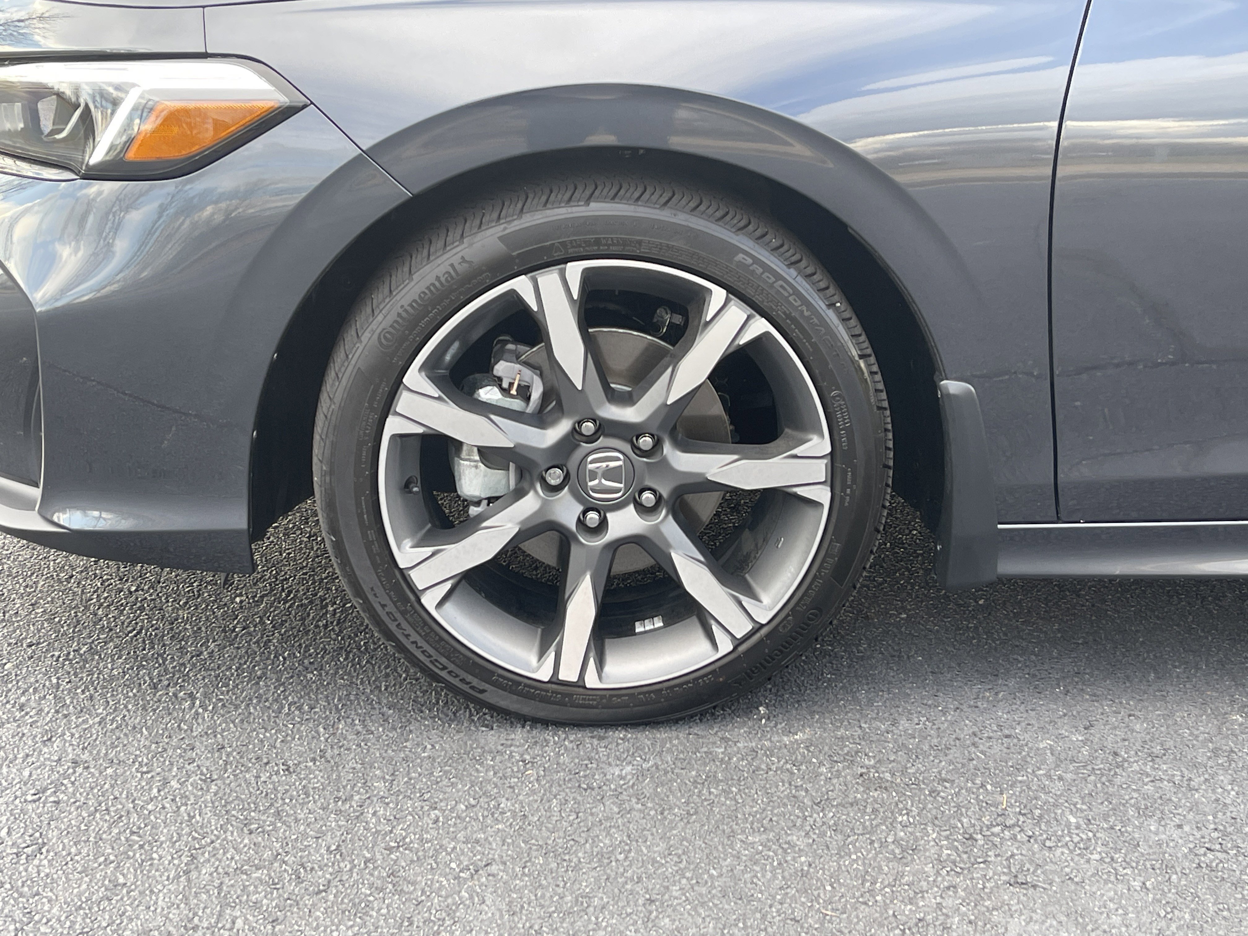 Certified 2025 Honda Civic Sport Touring image 32