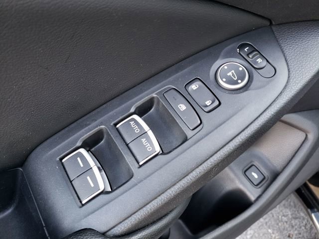 Used 2018 Honda Accord EX image 18