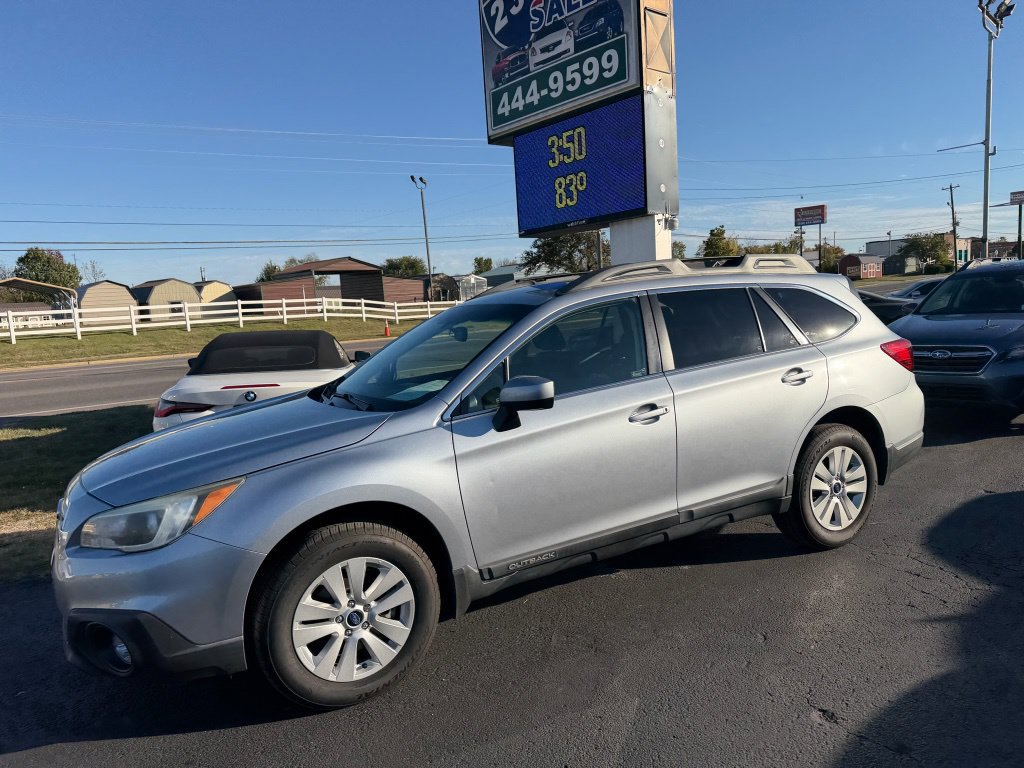 Used 2015 Subaru Outback 2.5i Premium AWD/4WD image 6