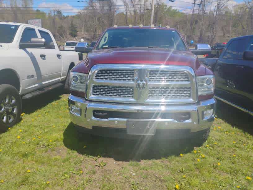 Used 2018 RAM 2500 Laramie w/ Convenience Group AWD/4WD image 3