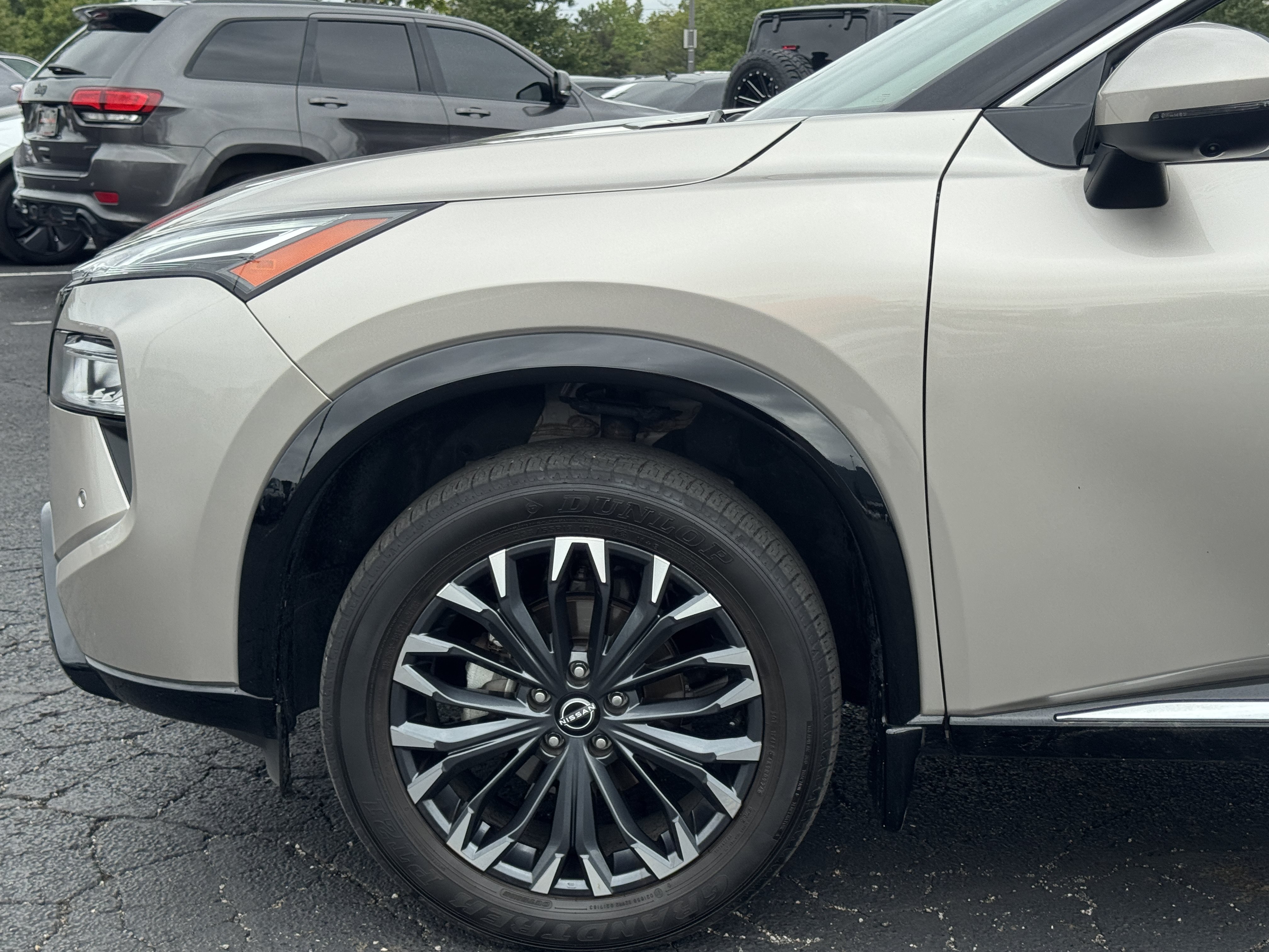 Used 2024 Nissan Rogue Platinum w/ Platinum Premium Package AWD/4WD image 34