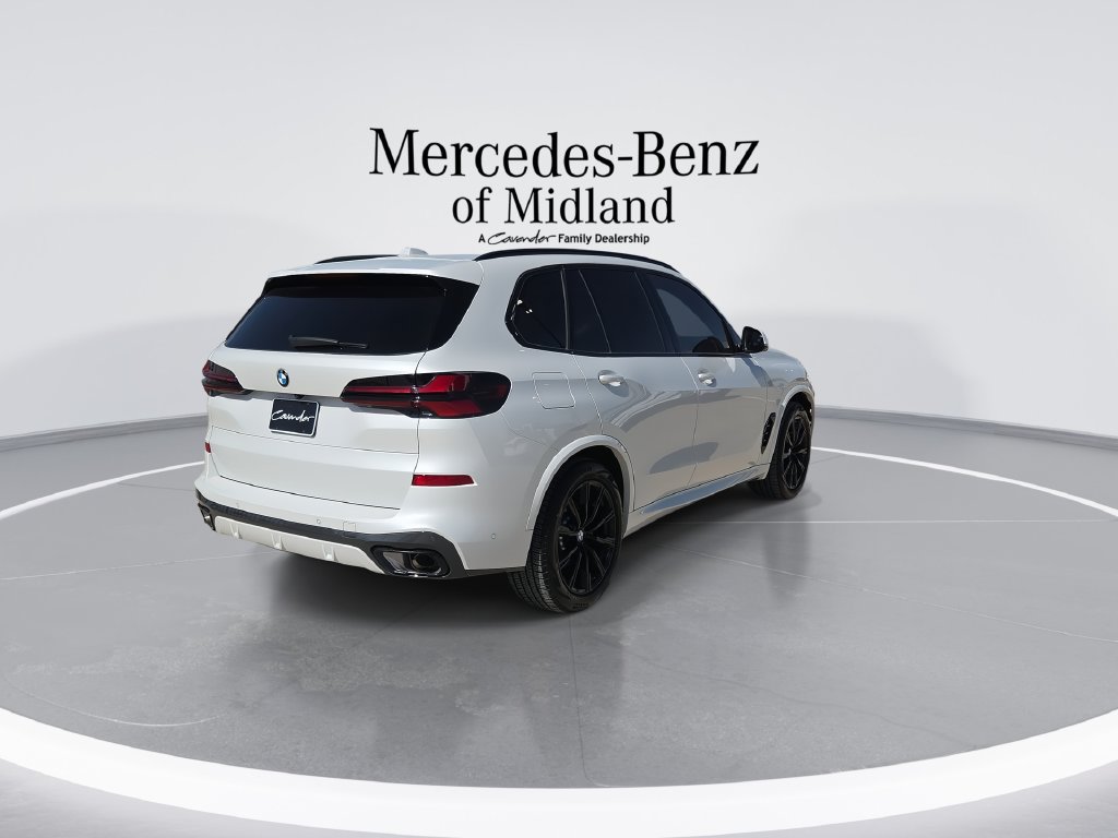 Used 2026 BMW X5 sDrive40i w/ M Sport Package RWD image 8