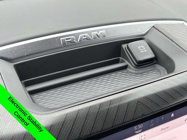 New 2026 RAM 1500 Express AWD/4WD image 21
