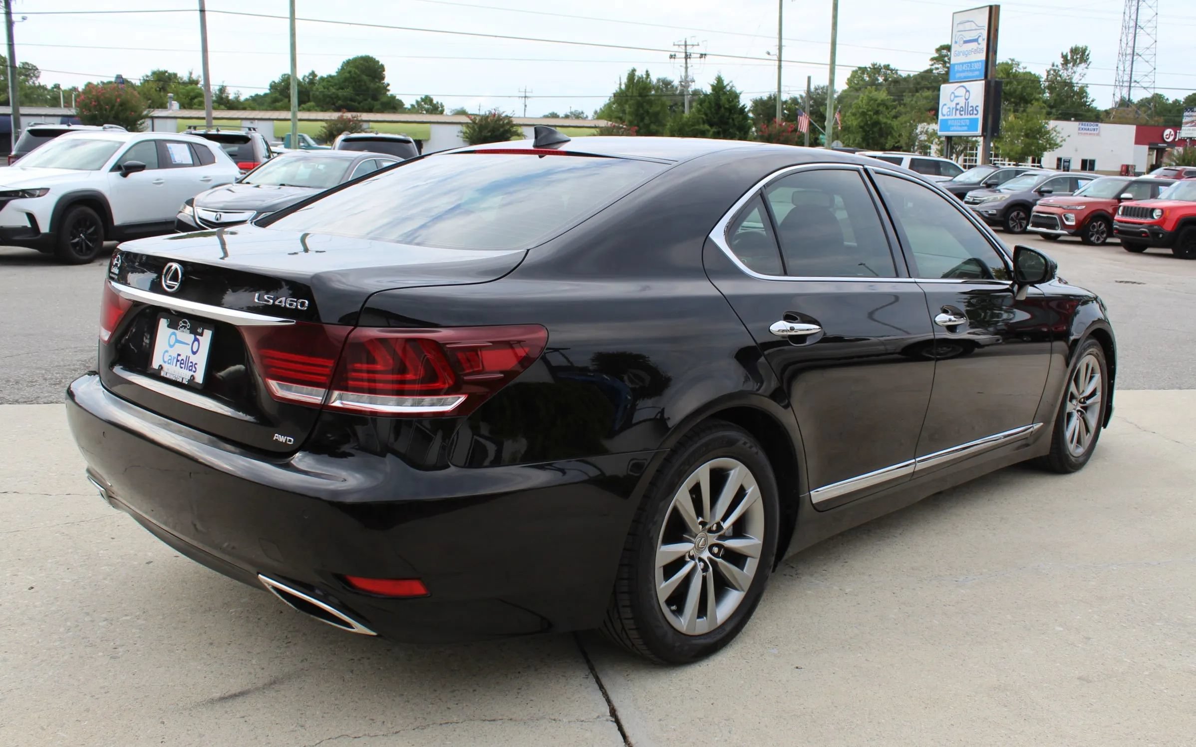 Used 2015 Lexus LS 460 AWD w/ Comfort Package image 5