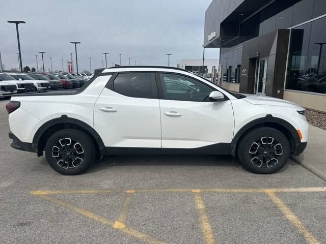 Used 2023 Hyundai Santa Cruz SEL Premium image 2