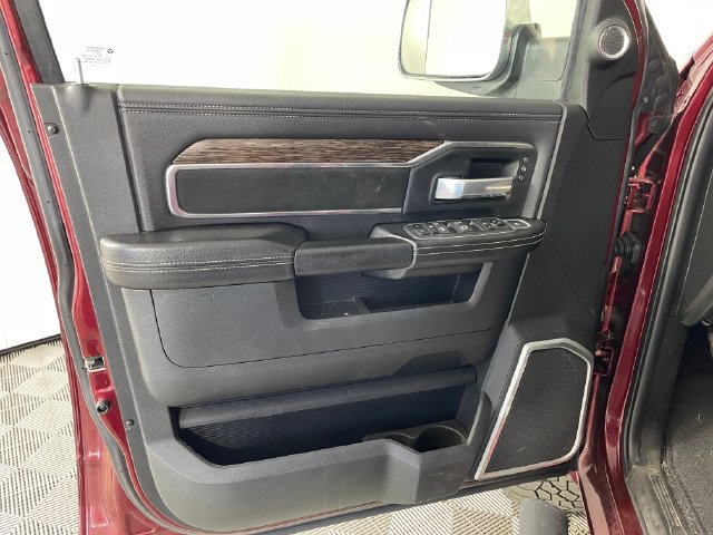 Used 2020 RAM 3500 Laramie AWD/4WD image 11