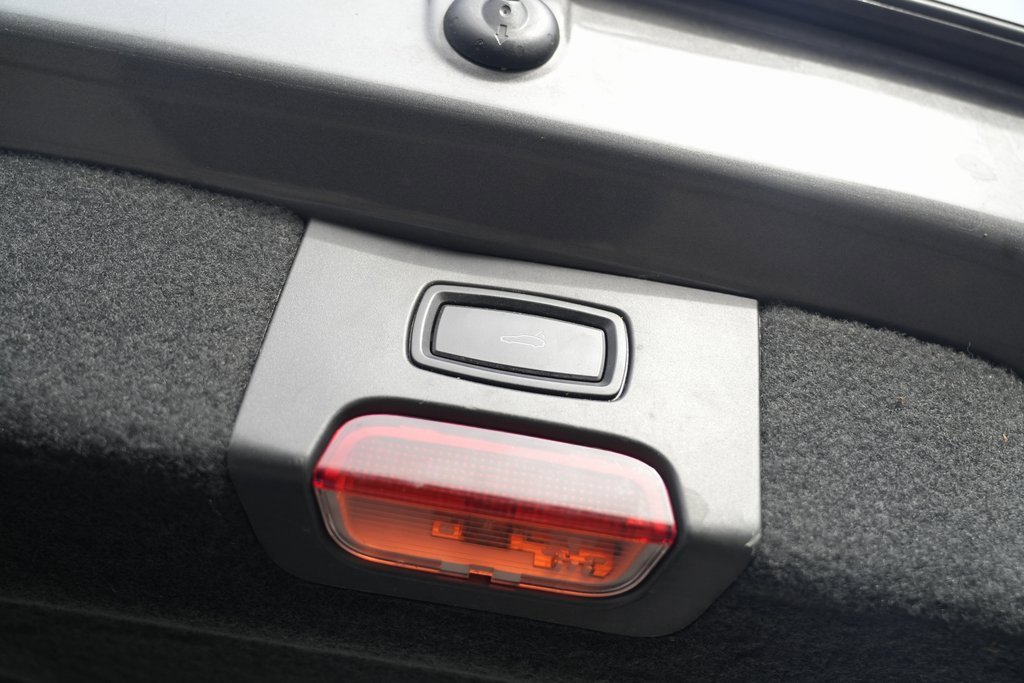 Used 2012 Porsche Cayenne image 16