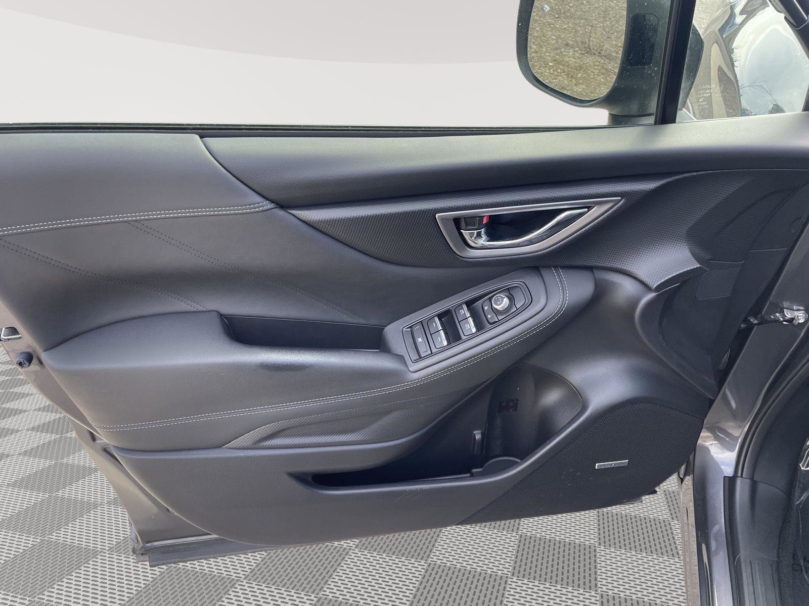 Used 2020 Subaru Forester Limited w/ Popular Package #3 image 18