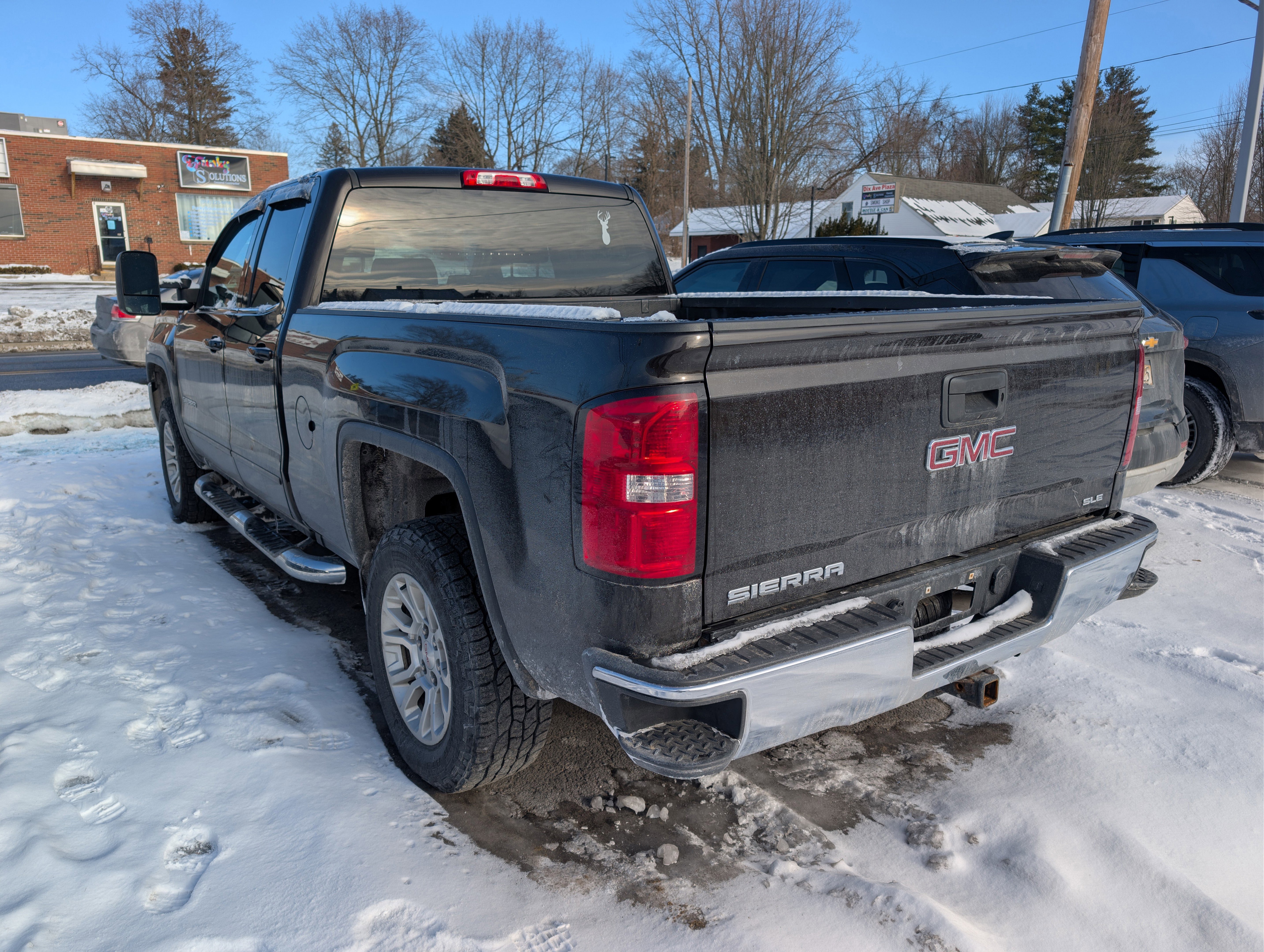 Used 2018 GMC Sierra 1500 SLE w/ SLE Value Package image 7