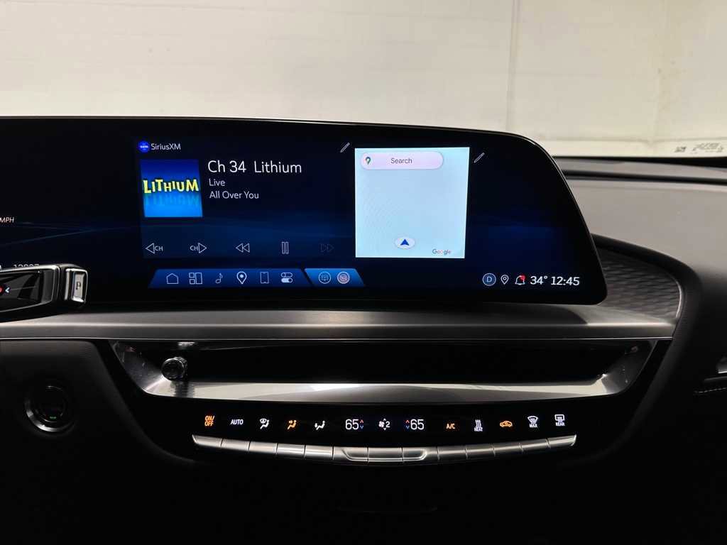 Used 2024 Cadillac Lyriq Luxury image 31