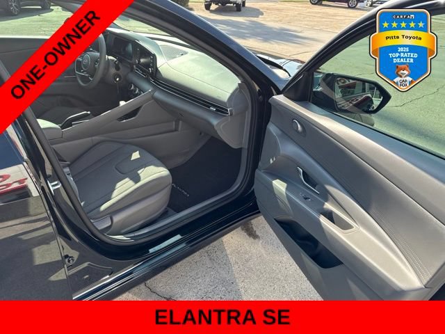 Used 2026 Hyundai Elantra SE FWD image 11