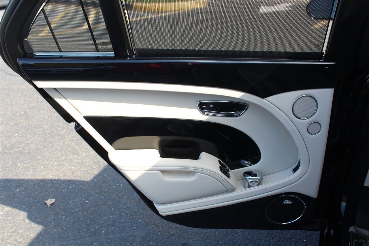 Used 2013 Bentley Mulsanne RWD image 36