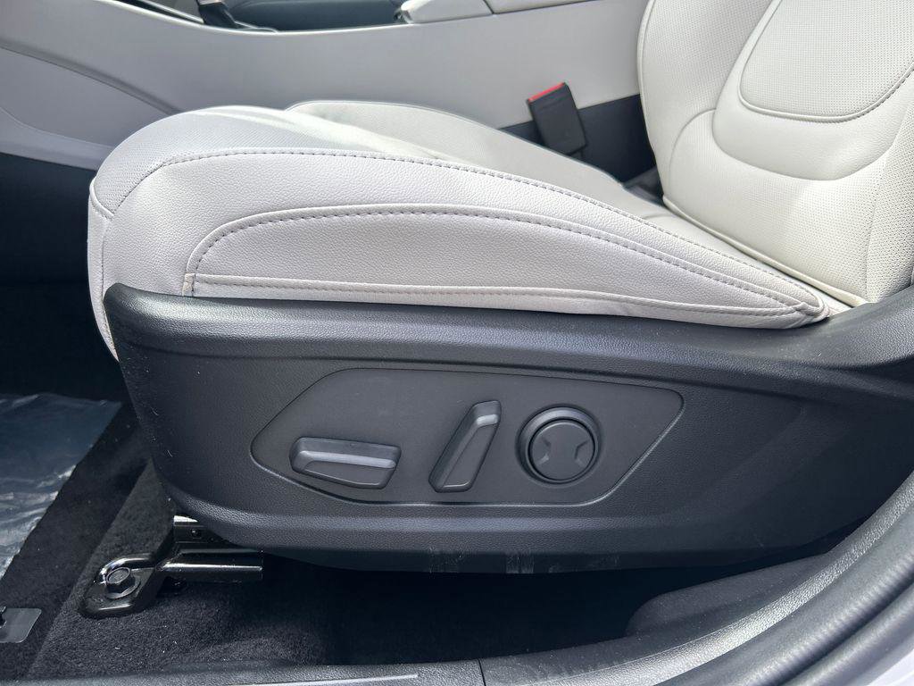 New 2026 Hyundai Tucson SEL image 15