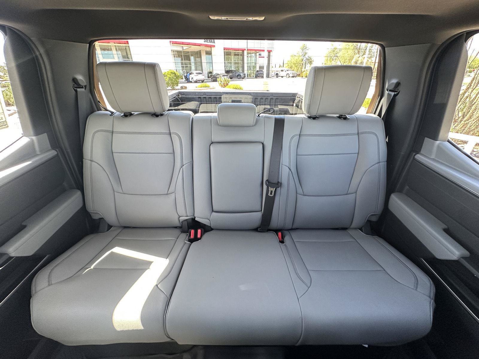 New 2026 Toyota Tundra Limited AWD/4WD image 16