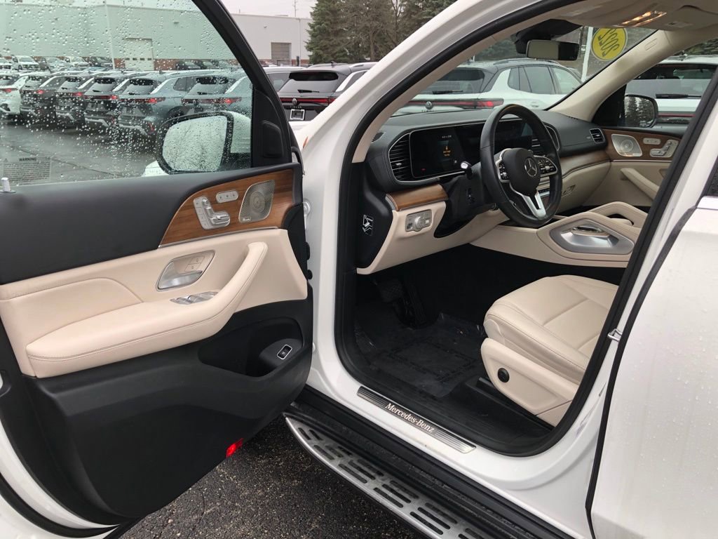 Certified 2022 Mercedes-Benz GLS 450 4MATIC image 10