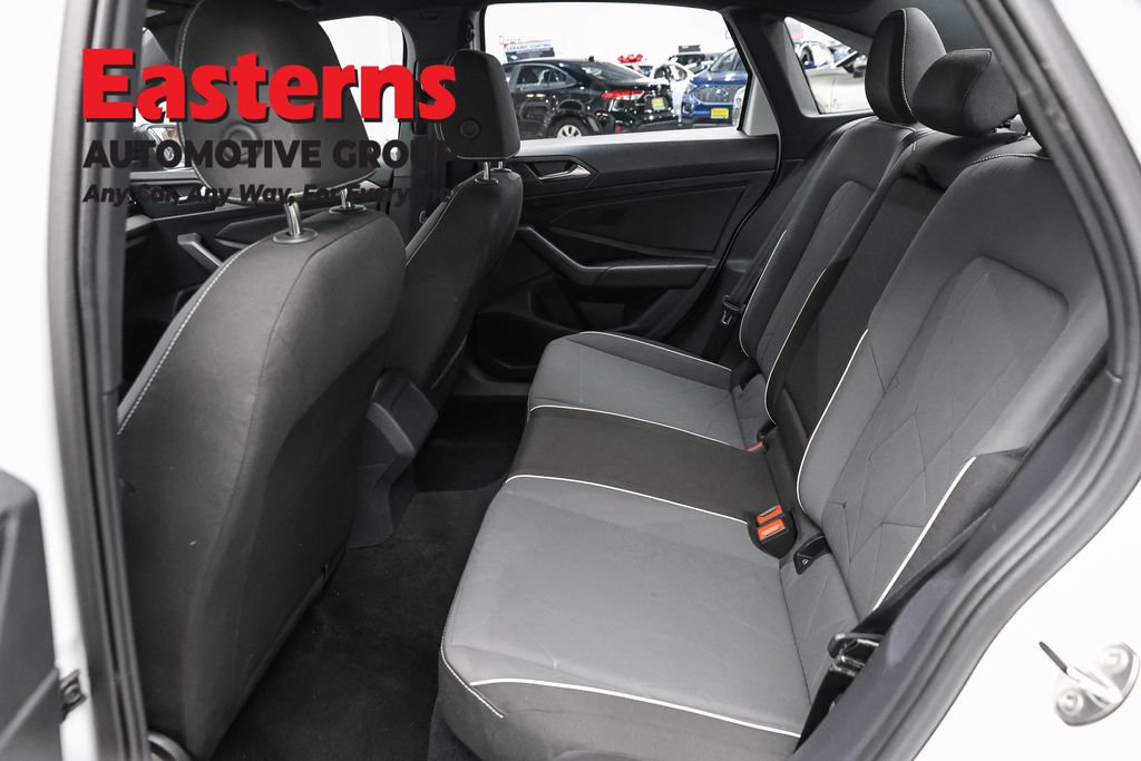 Used 2025 Volkswagen Jetta Sport FWD image 21