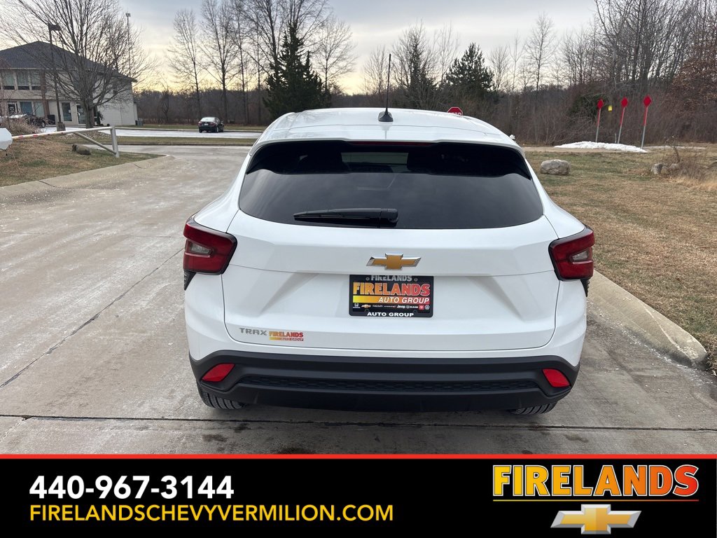 New 2026 Chevrolet Trax LS w/ LS Convenience Package image 8