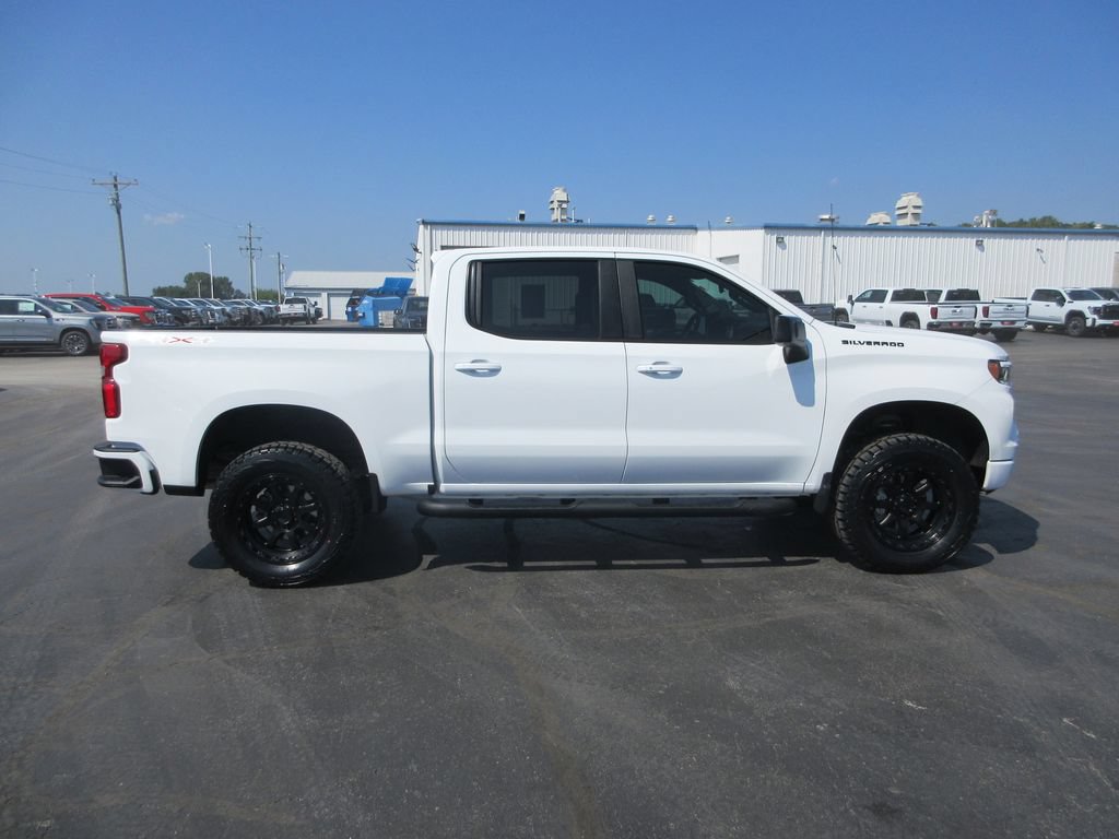 Used 2022 Chevrolet Silverado 1500 RST w/ Rally Edition AWD/4WD image 6