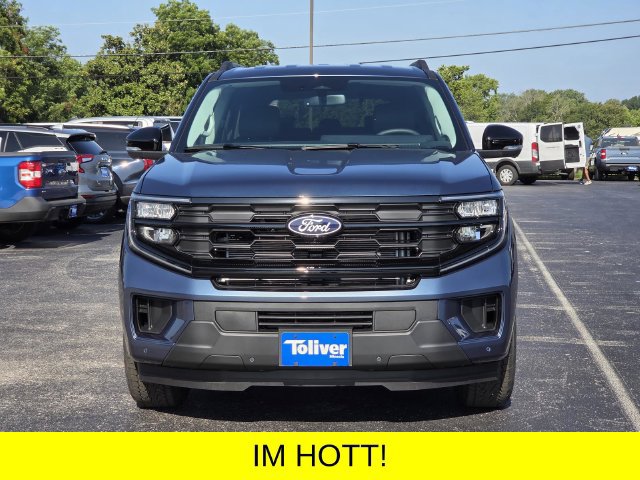 New 2027 Ford Expedition Active RWD image 3