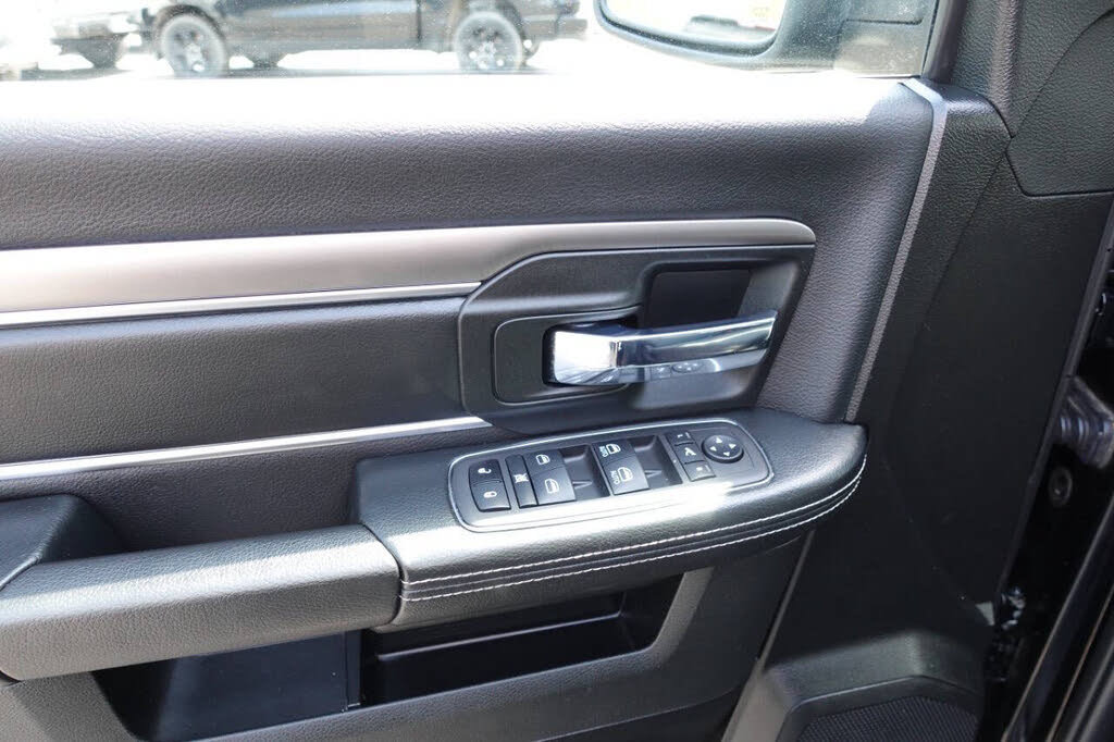 Used 2023 RAM 1500 Warlock AWD/4WD image 19