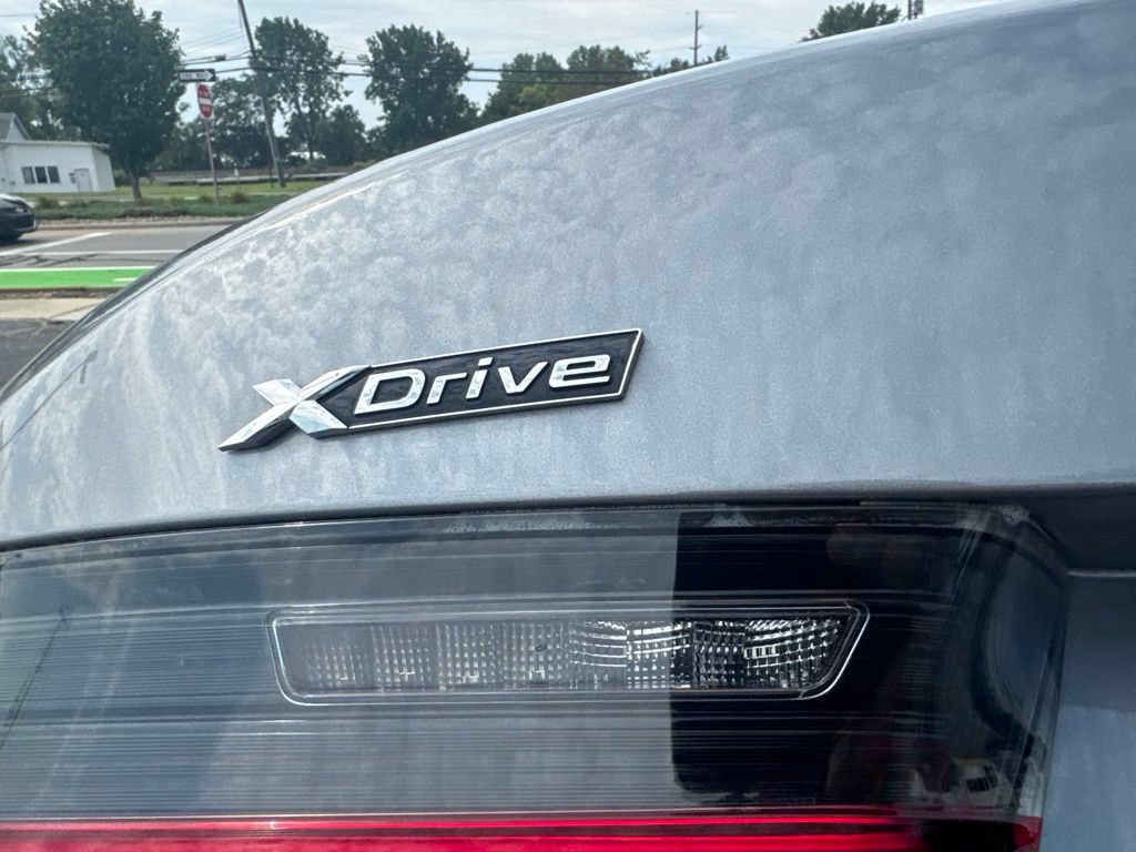 Used 2026 BMW 330i xDrive Sedan AWD/4WD image 44