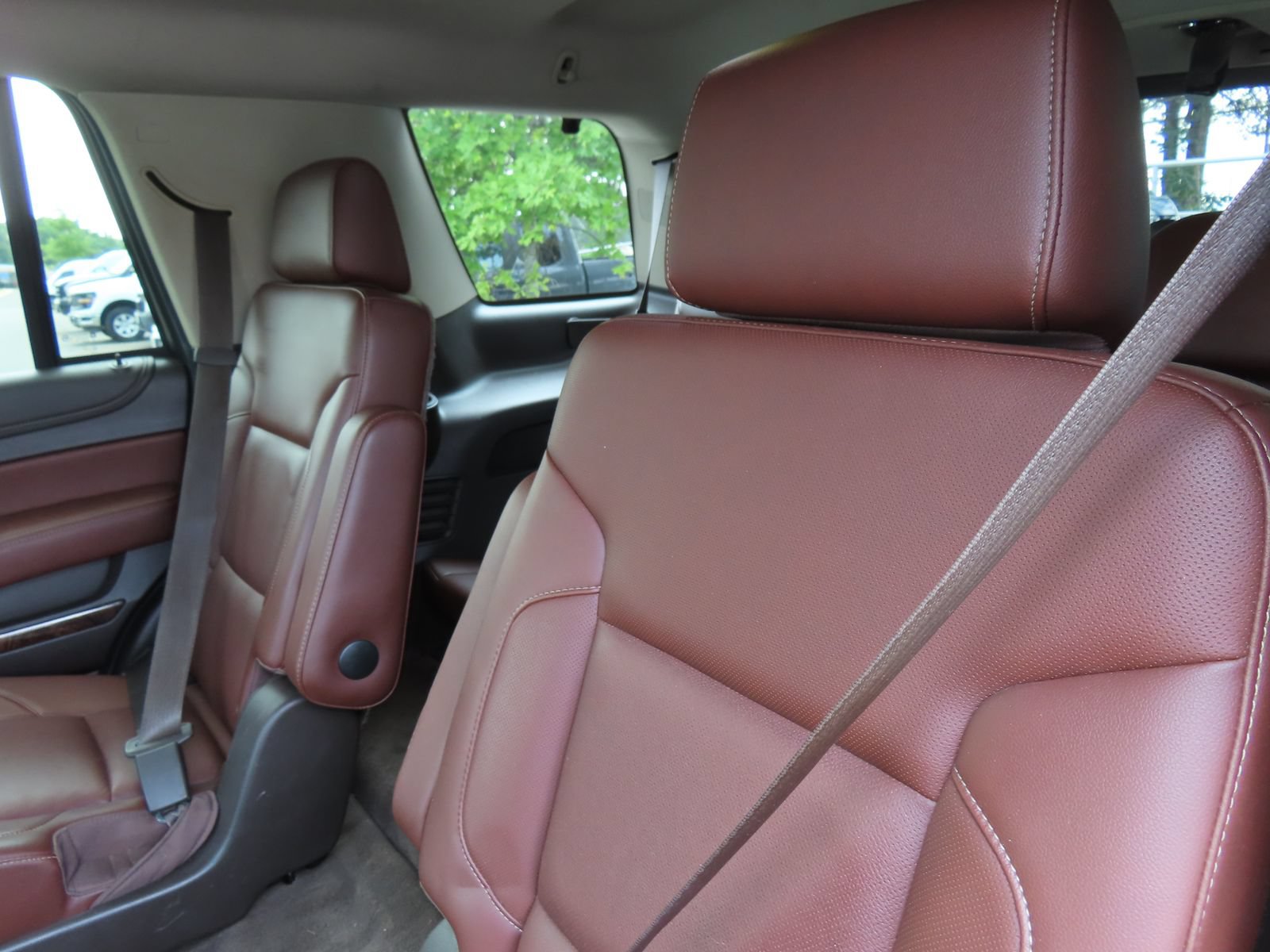 Used 2015 Chevrolet Tahoe LTZ AWD/4WD image 31