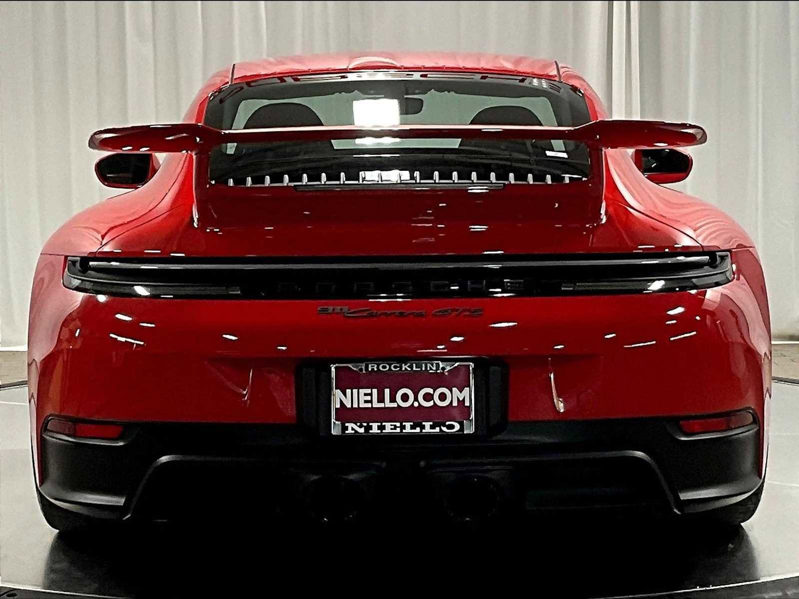Used 2025 Porsche 911 Carrera GTS image 8