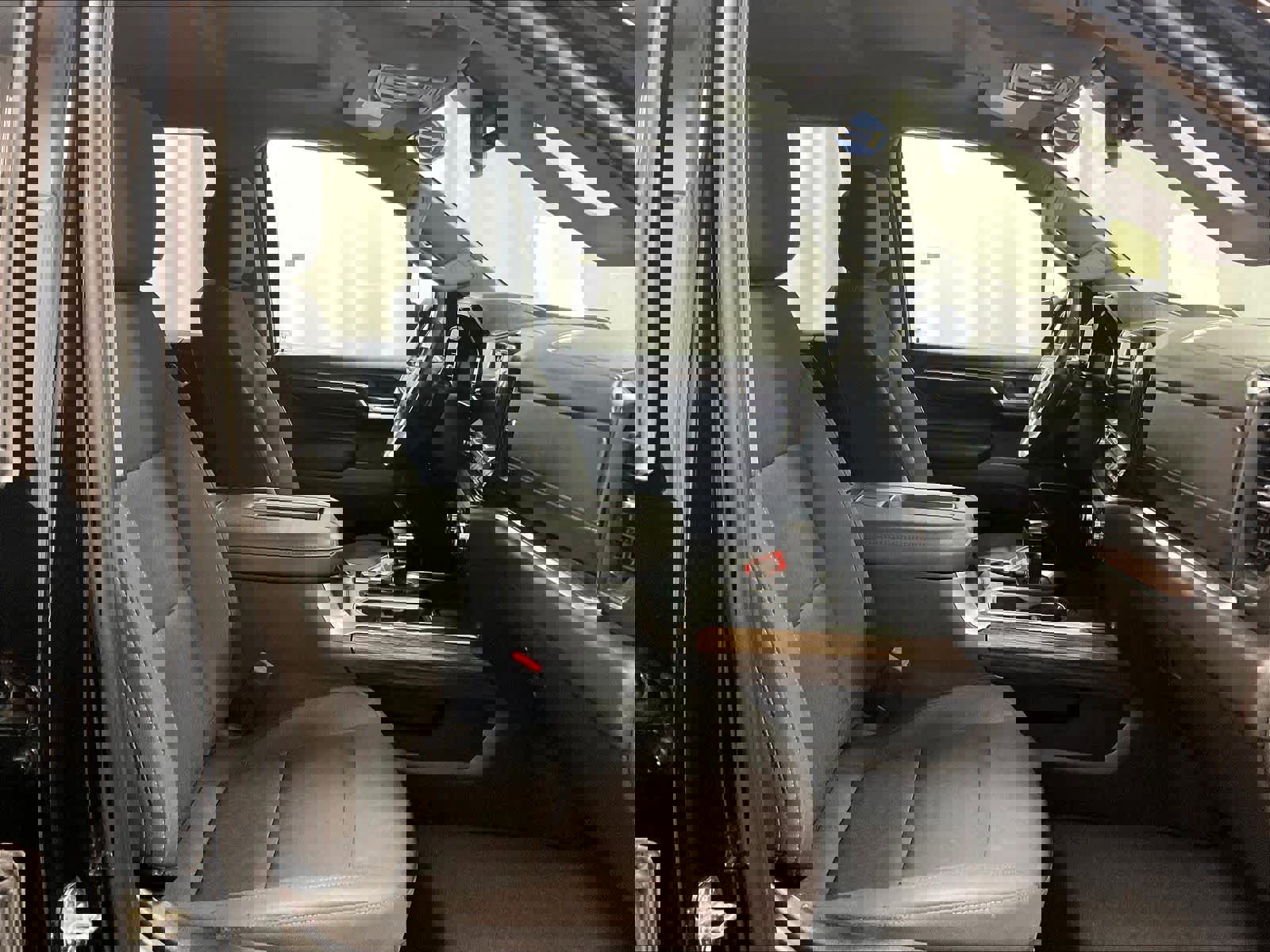 Used 2022 GMC Sierra 1500 Elevation w/ X31 Off-Road Package image 11