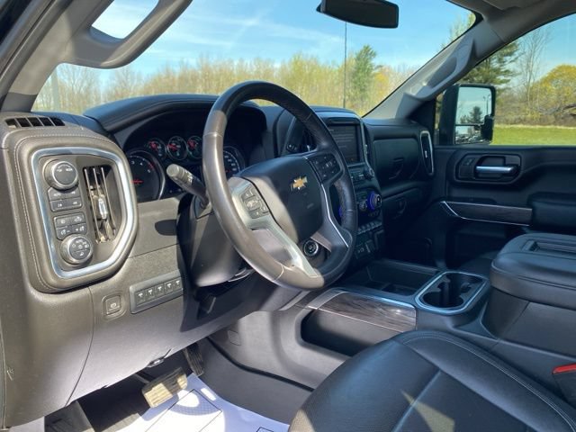 Used 2022 Chevrolet Silverado 2500 LTZ AWD/4WD image 9