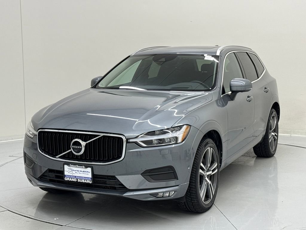 Used 2018 Volvo XC60 T6 Momentum w/ Advanced Package