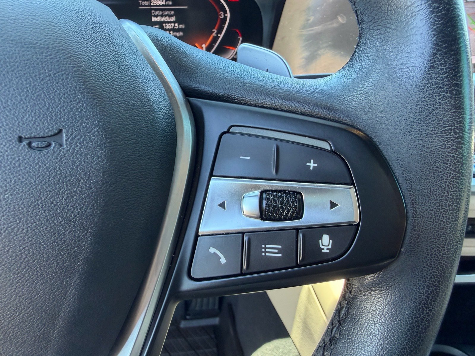 Used 2021 BMW 330i Sedan w/ Premium Package RWD image 19