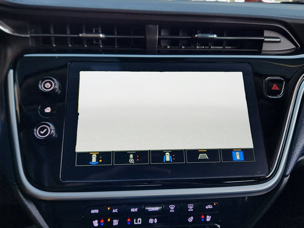 Used 2023 Chevrolet Bolt EUV Premier w/ Sun & Sound Package FWD image 9