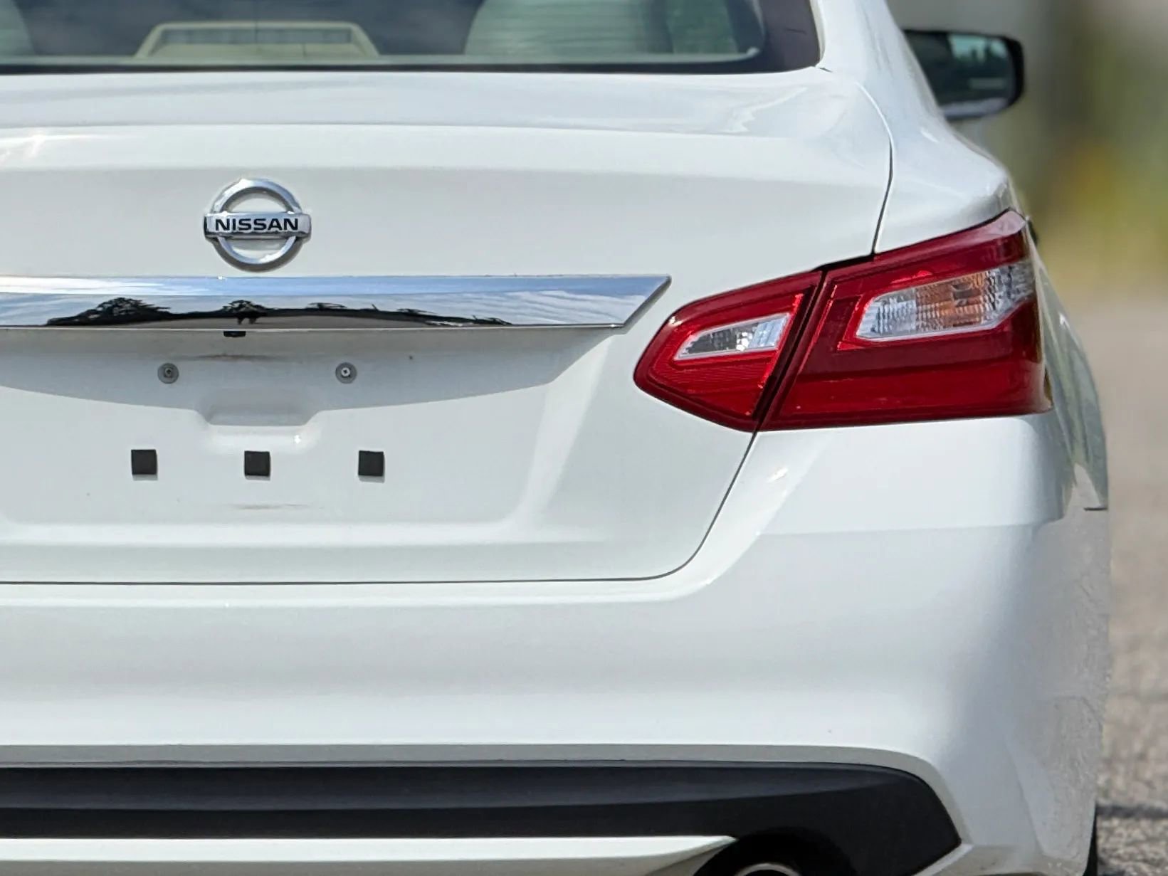Used 2016 Nissan Altima 2.5 S w/ Power Driver Seat Package FWD image 14