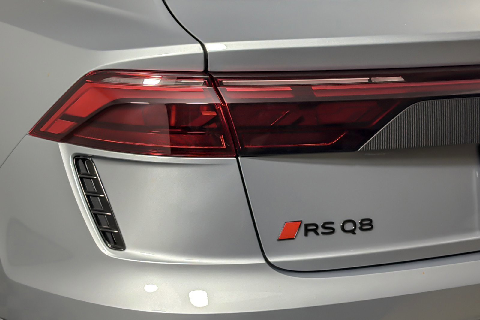 New 2026 Audi RS Q8 performance image 24