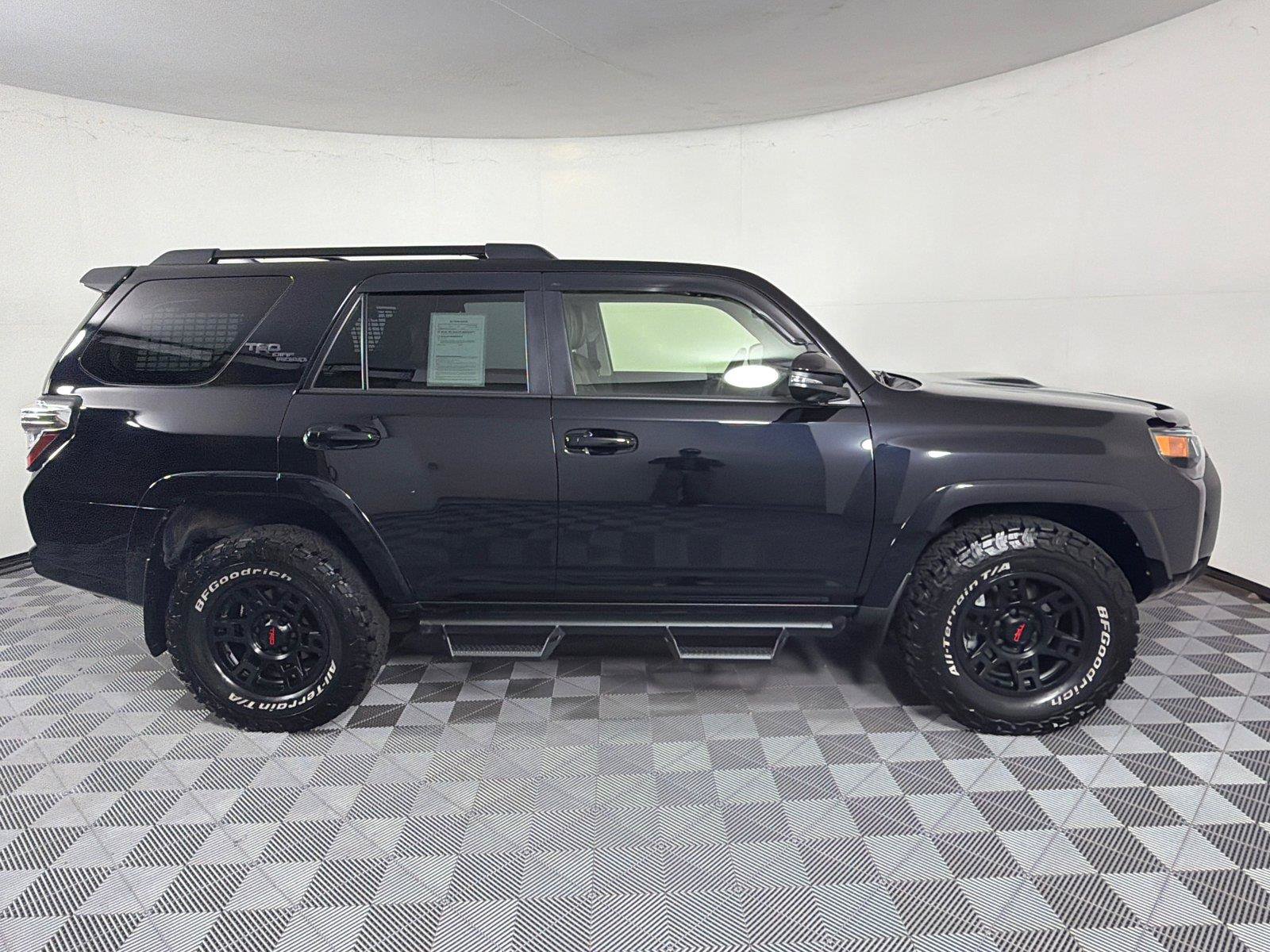 Used 2024 Toyota 4Runner TRD Off-Road Premium w/ Off Road Premium Plus Package AWD/4WD image 8