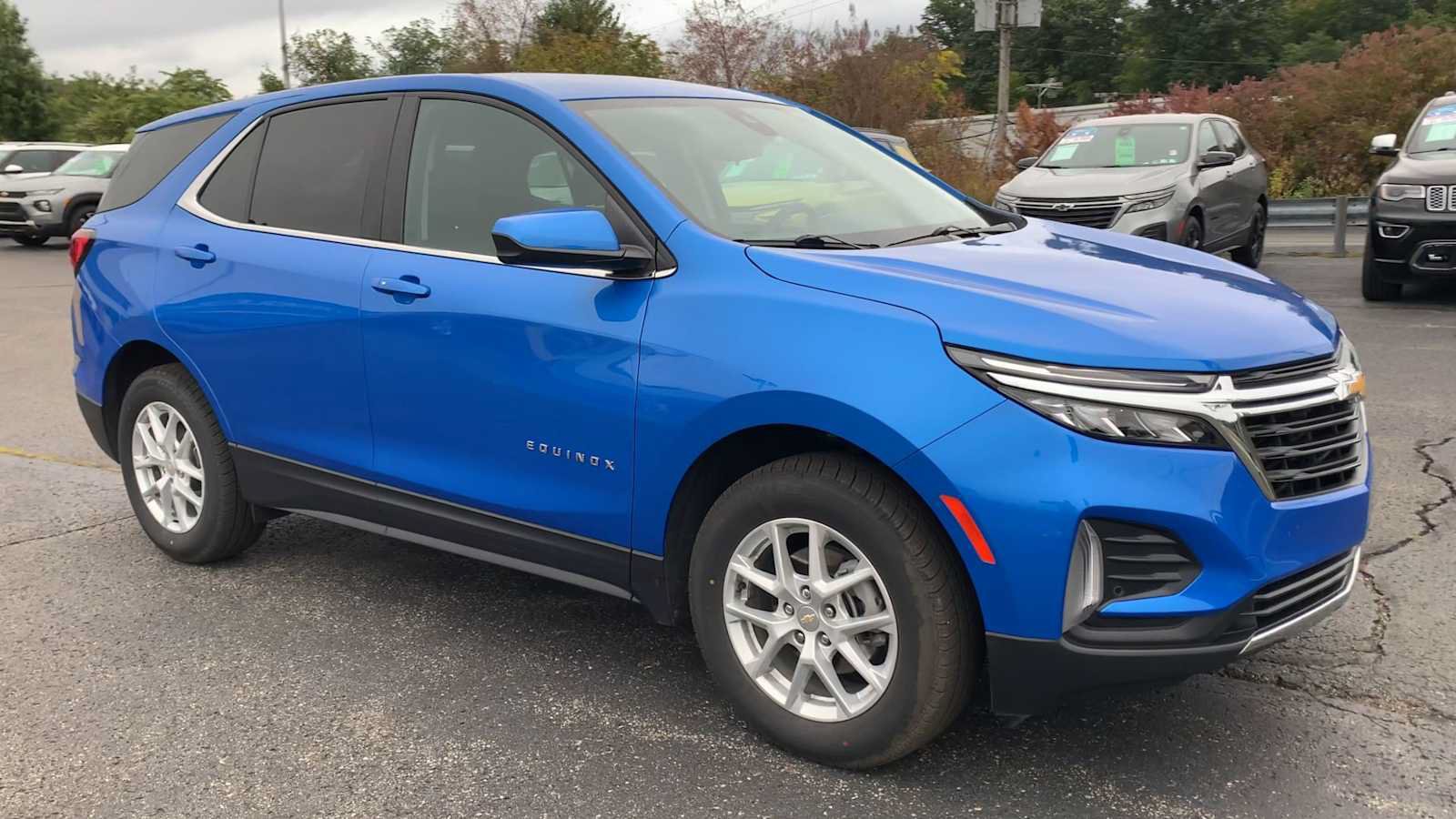 Certified 2024 Chevrolet Equinox LT AWD/4WD image 2