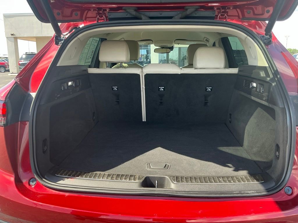 Used 2021 Buick Envision Essence FWD image 31