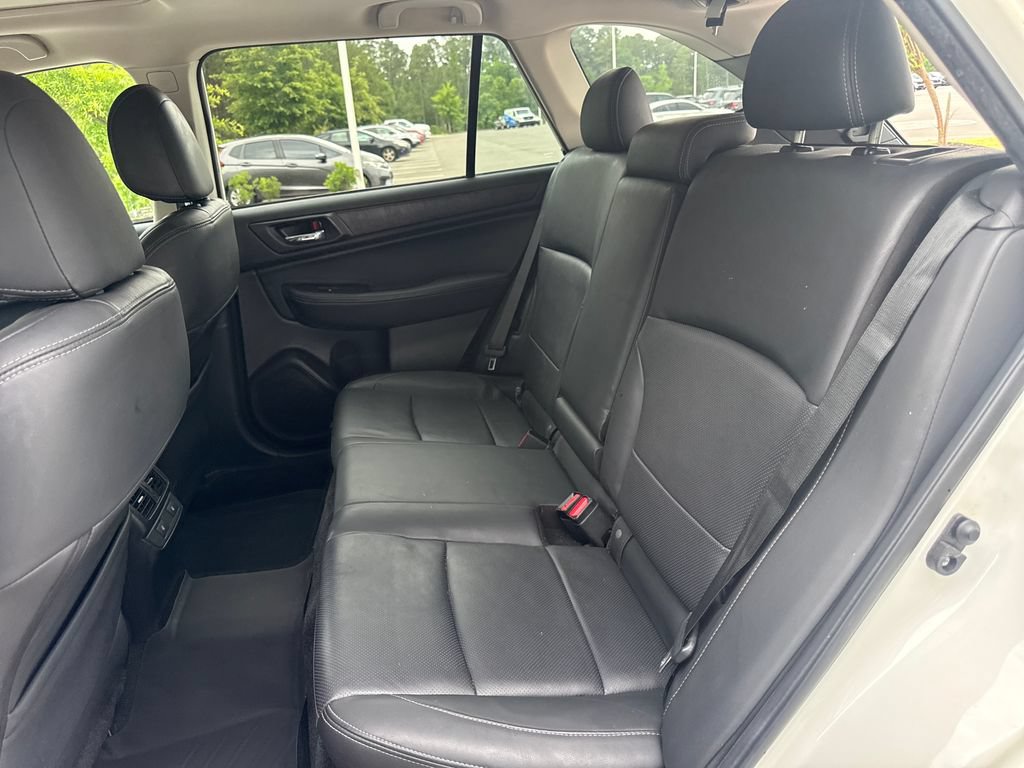 Used 2015 Subaru Outback 2.5i Limited AWD/4WD image 31