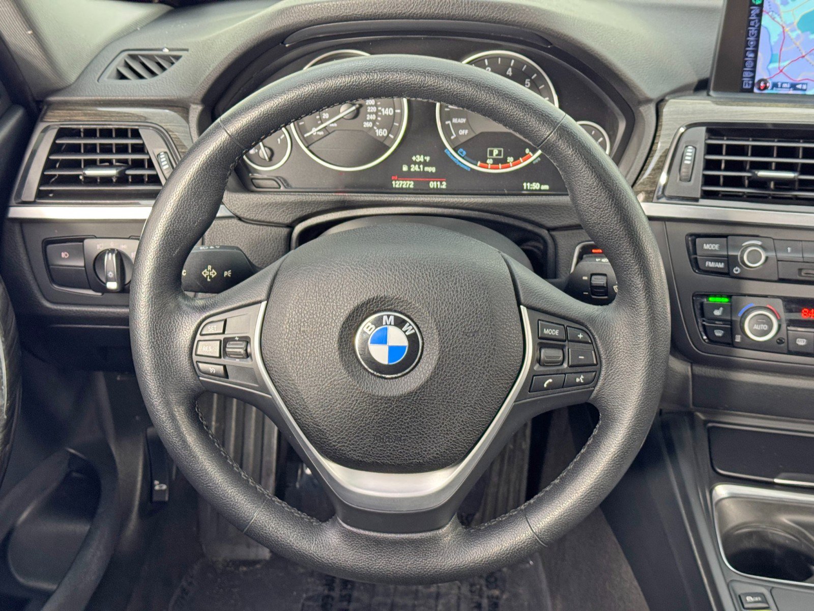 Used 2015 BMW 335i xDrive Sedan AWD/4WD image 19