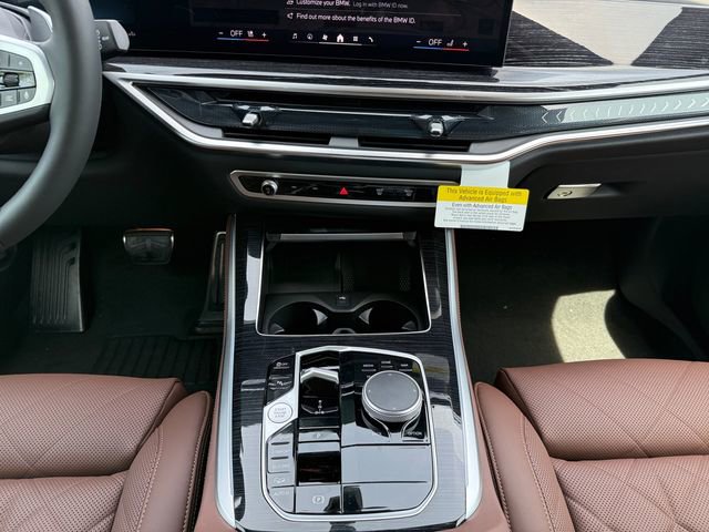New 2026 BMW X5 xDrive40i w/ M Sport Package AWD/4WD image 11