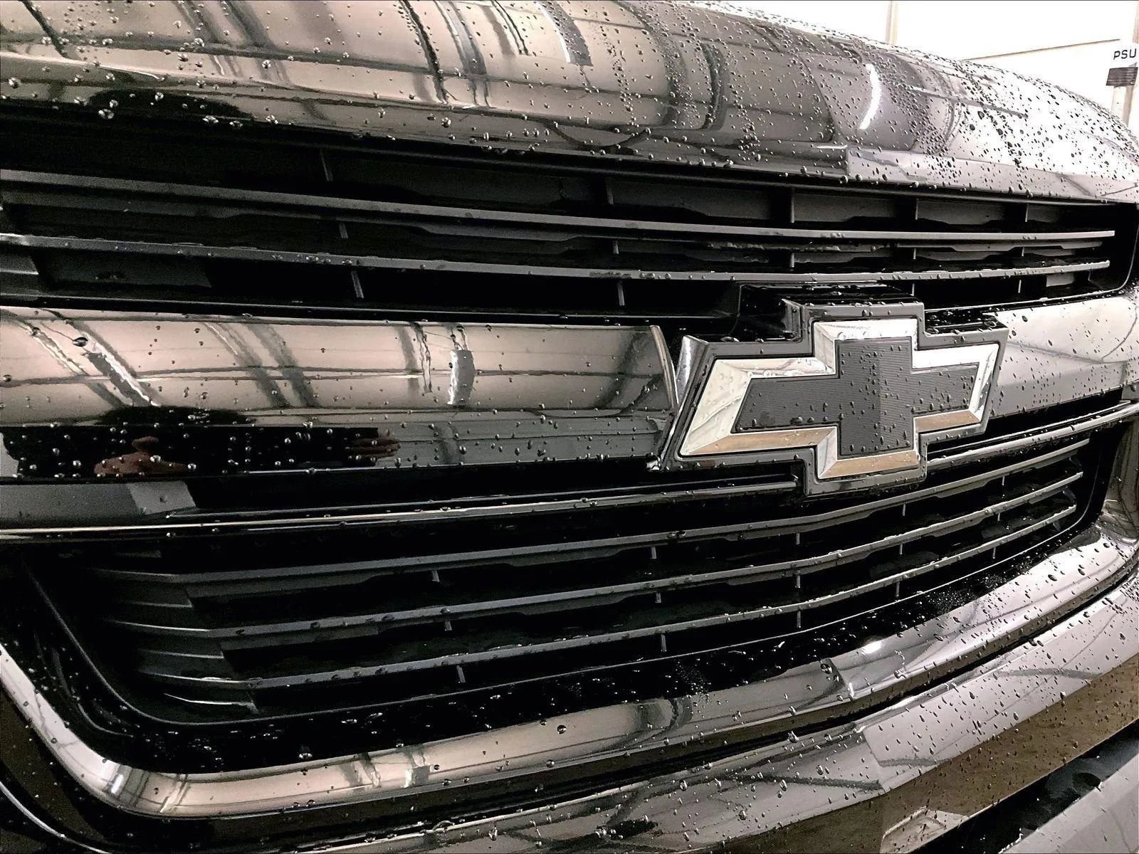 Used 2017 Chevrolet Colorado LT w/ Midnight Edition image 29