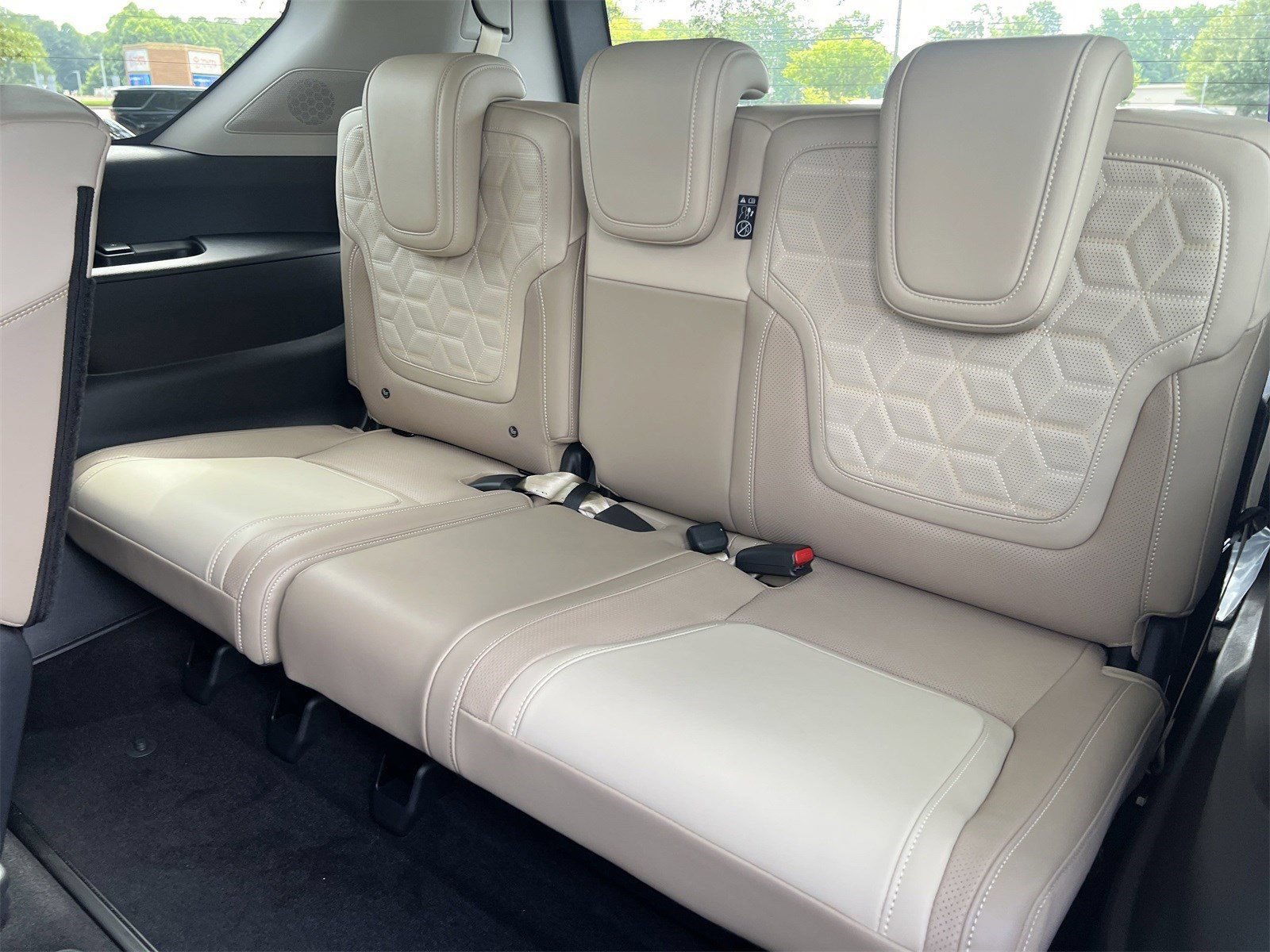 New 2025 Nissan Armada Platinum Reserve AWD/4WD image 25