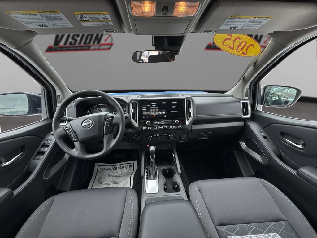 Used 2025 Nissan Frontier SV w/ SV Convenience Package image 21