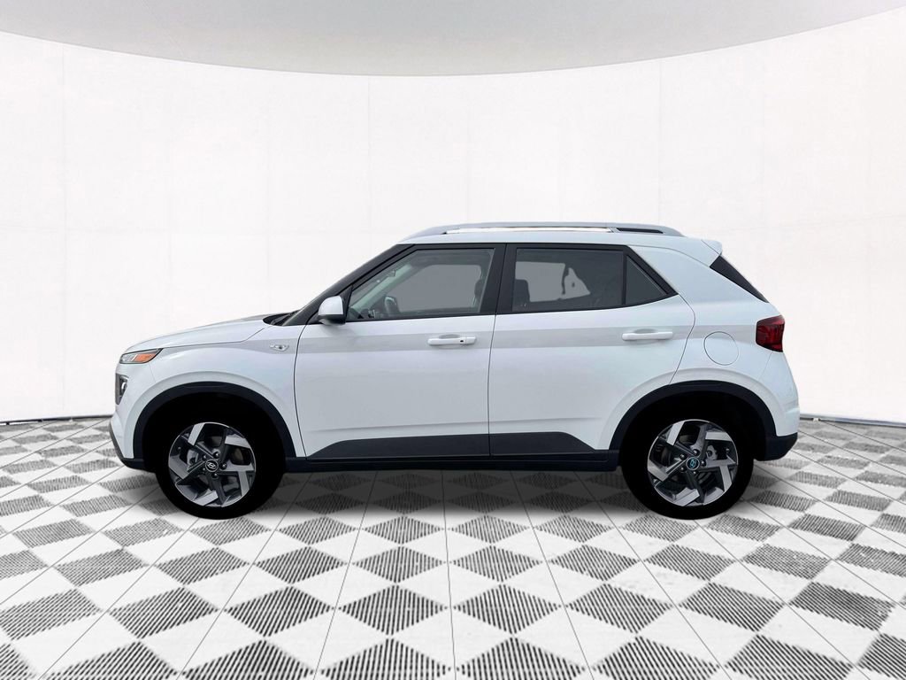 New 2026 Hyundai Venue SEL image 3
