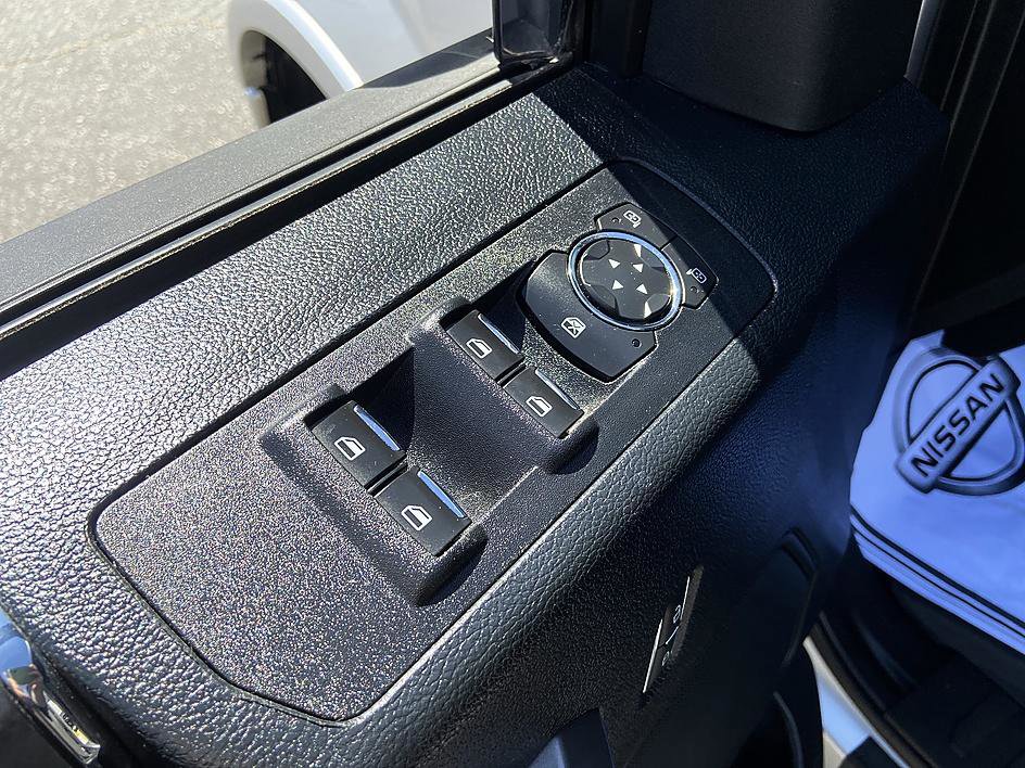 Used 2019 Ford F150 XLT w/ Equipment Group 302A Luxury AWD/4WD image 10